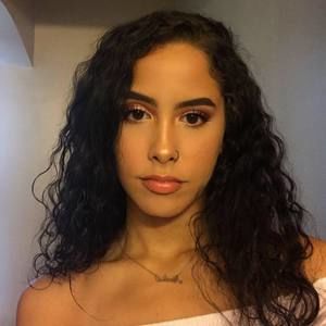 Meet your Posher, Nadia